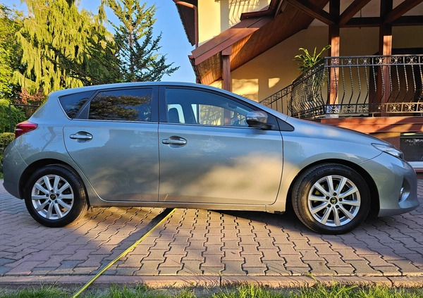 Toyota Auris cena 41900 przebieg: 227000, rok produkcji 2015 z Zamość małe 191